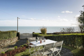 Cancale, Maison vue mer les pieds dans l'eau